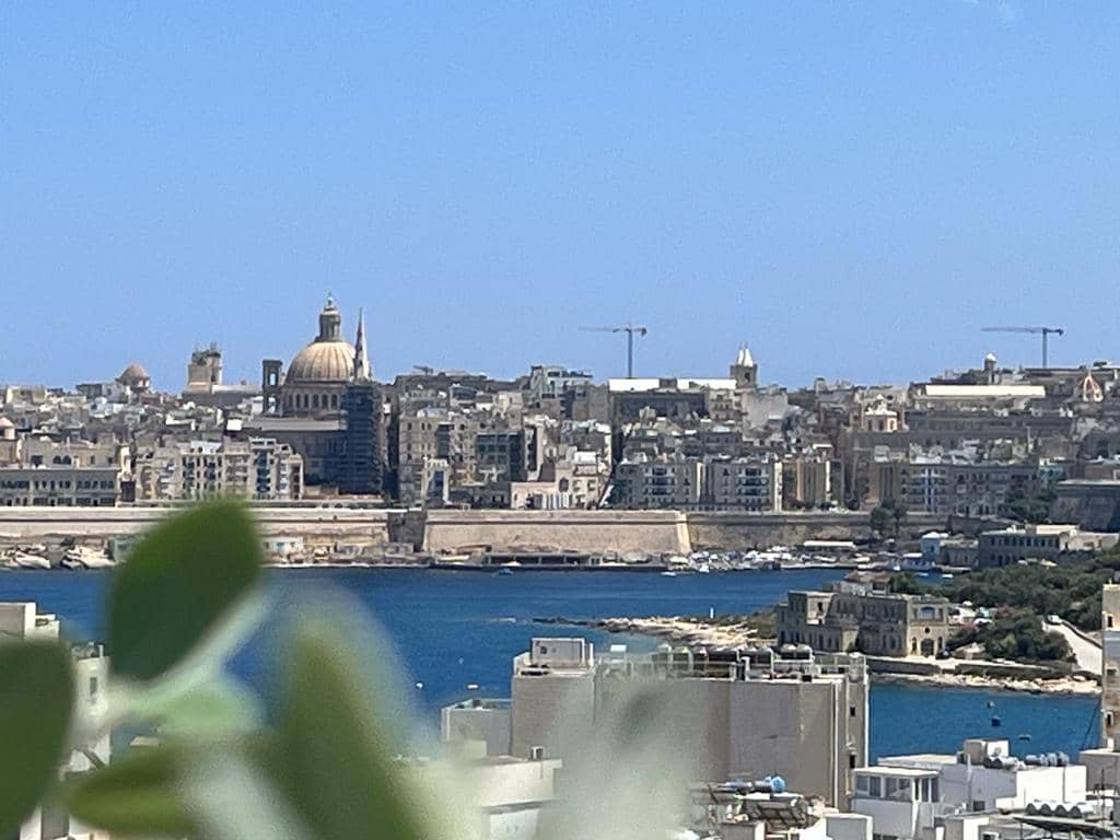 Property For Rent in Malta: Sliema Typical townhouse with Valletta Views - Malta Luxury Homes