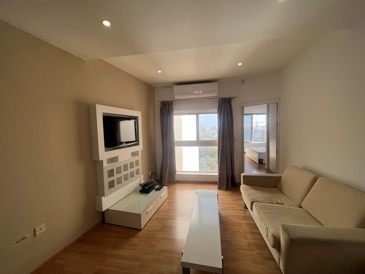 Property For Rent in Malta: St.Julians lovely Apartment with valley views - Malta Luxury Homes