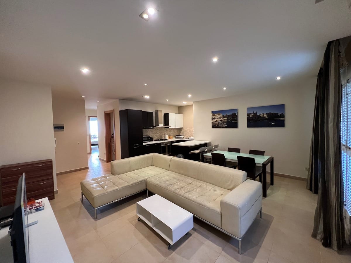 Property For Rent in Malta: St.Julians luxury apartment with sunny back yard - Malta Luxury Homes