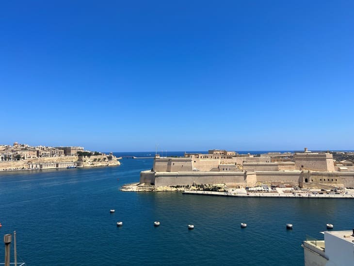 Property For Rent in Malta: Senglea Luxury Townhouse with sea views - Malta Luxury Homes