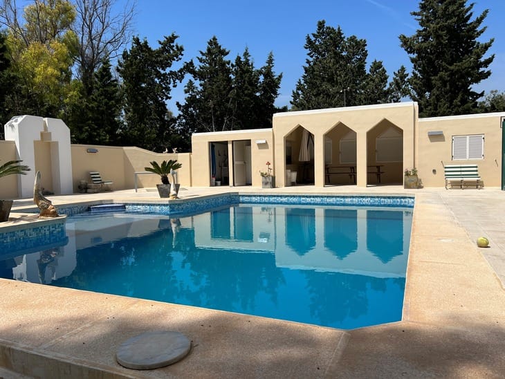Property For Rent in Malta: St.Julians Bungalow with large pool area - Malta Luxury Homes