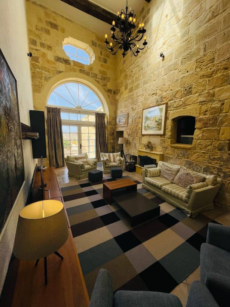Property For Sale in Gozo: San Lawrence Farmhouse with Pool - Malta Luxury Homes